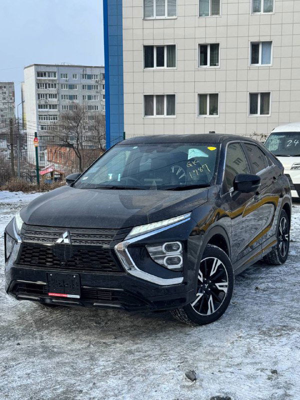 Привезли Mitsubishi Eclipse Cross для клиента