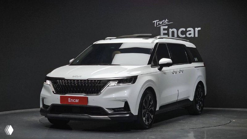 KIA Carnival Signature 2021 (9 мест), 2.2 дизель — из Кореи