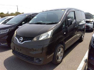 Фотоотчёт: Nissan NV200 2016 — прибытие на ярд