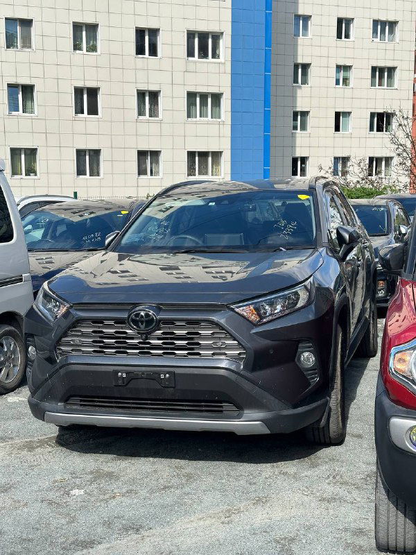 Привезли Toyota RAV4 2021 для клиента