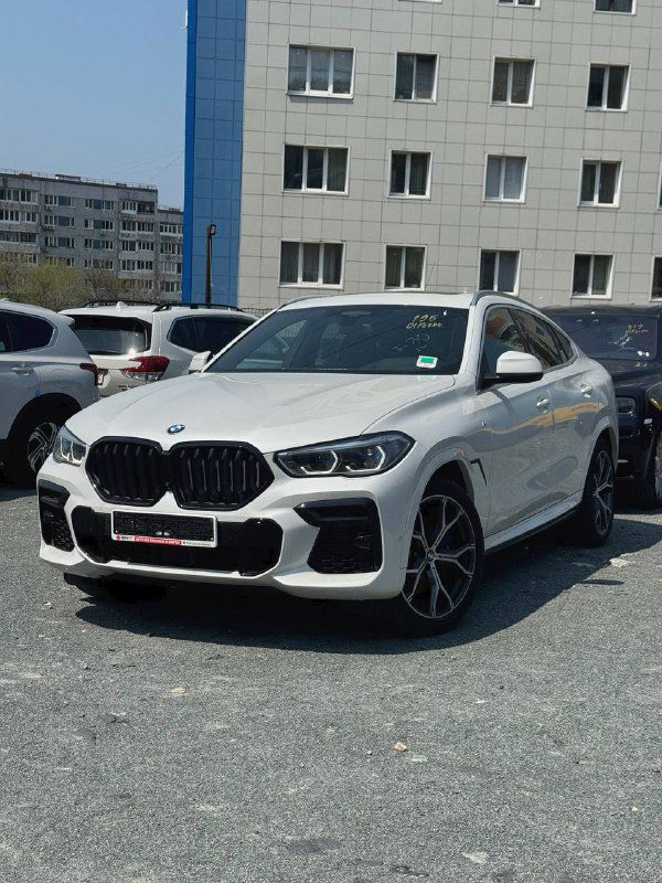 Привезли BMW X6 xDrive 40i M-Sport