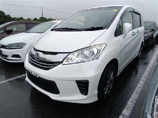 Фотоотчёт: Honda Freed 2014 для клиента