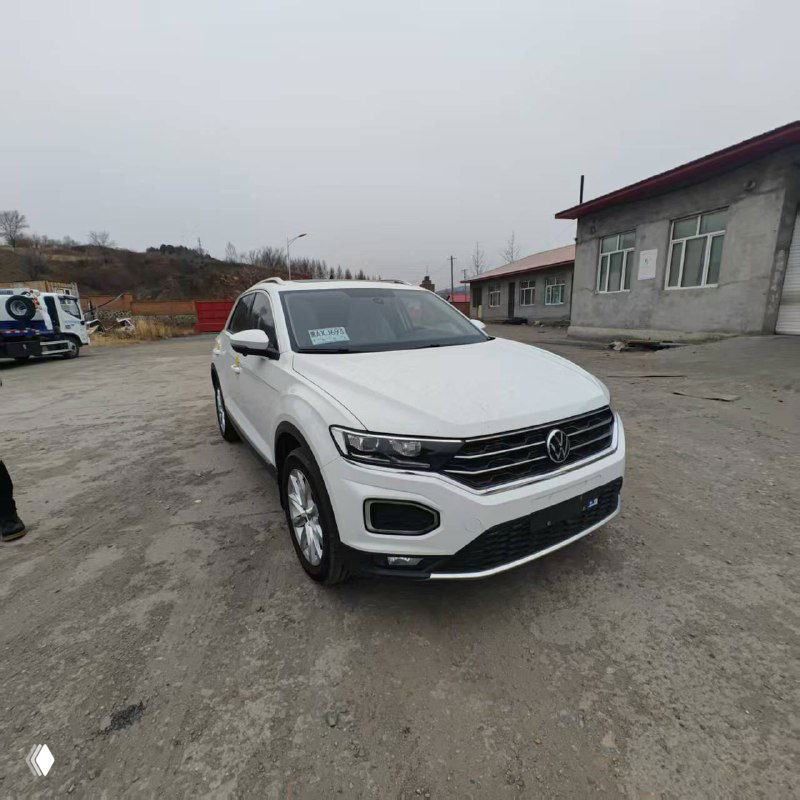 Отправили в РФ два автомобиля из Китая для клиентов