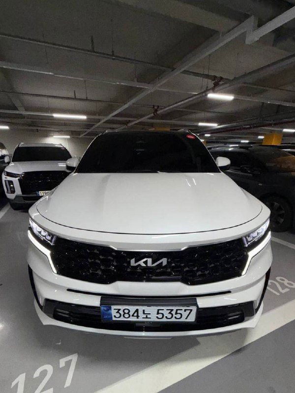 KIA Sorento 2023 из Южной Кореи