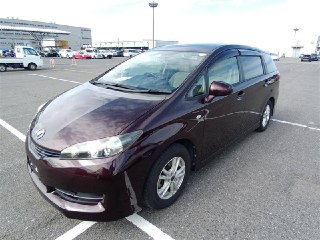 Toyota Wish 2011 — фотоотчёт и оценка