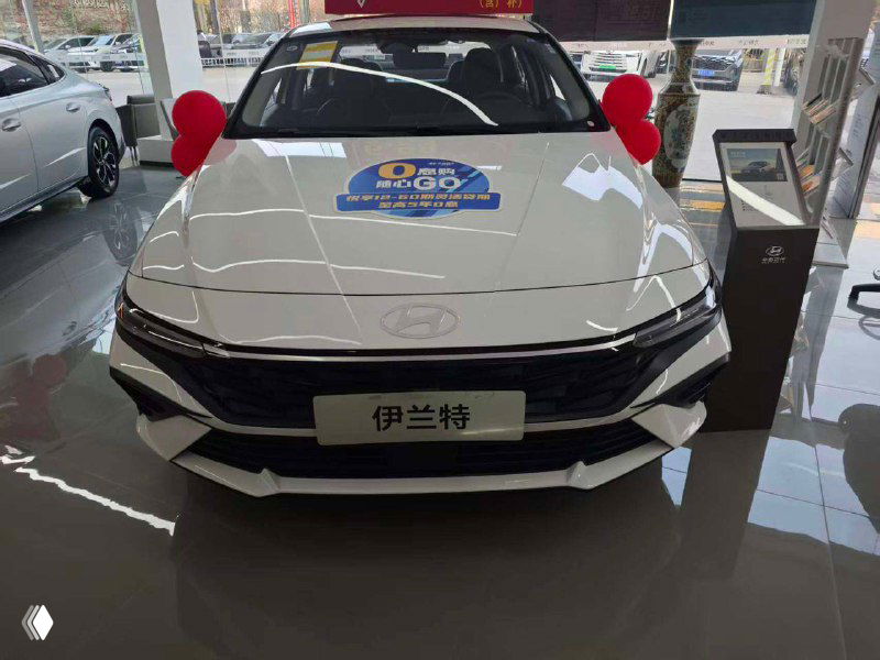 Новая Hyundai Elantra из Китая для клиента в Курске