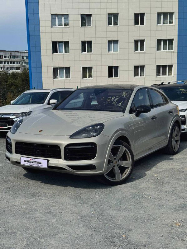 Porsche Cayenne Coupe 2021 — стоимость до Владивостока