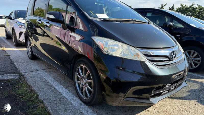 HONDA FREED 2012 — 735 000₽, на стоке