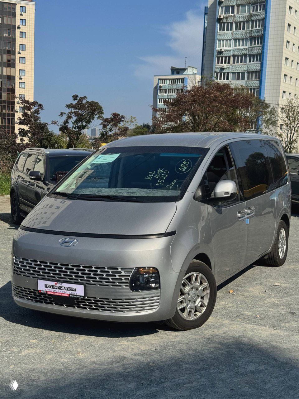 Привезли корейский минивэн Hyundai Staria