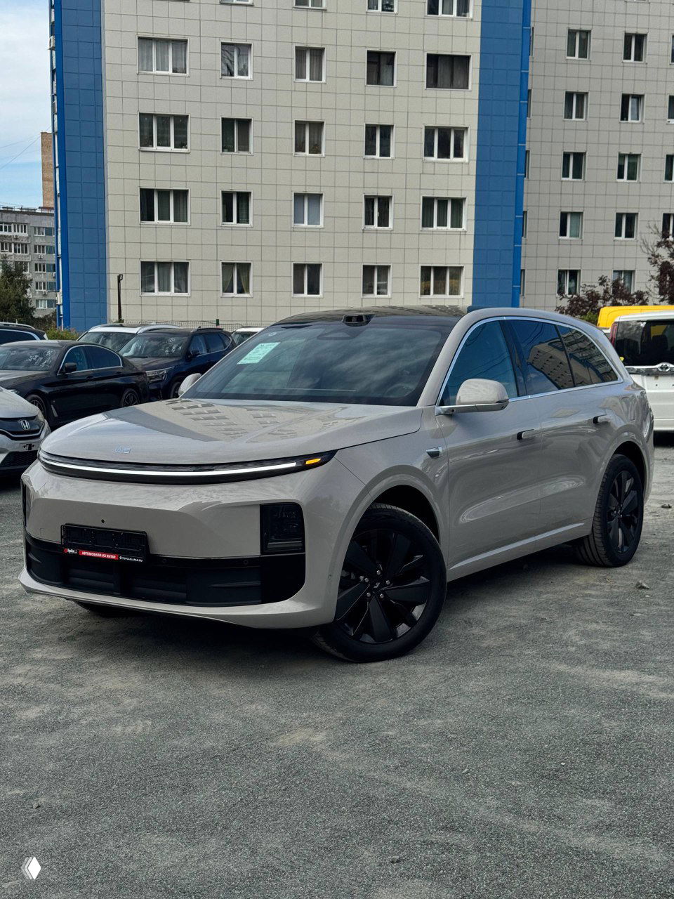 Привезли Lixiang L6 для нашего клиента