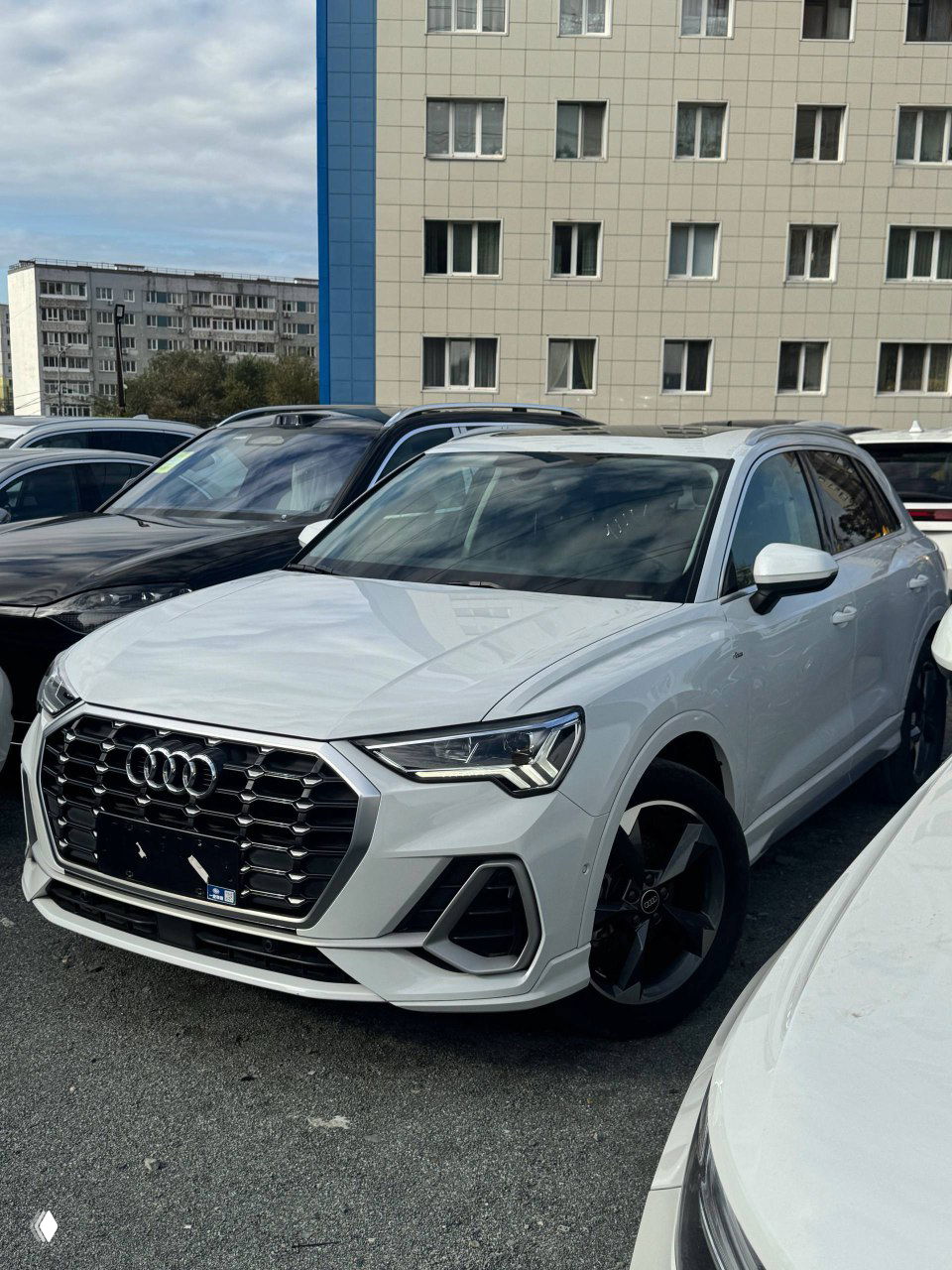 Audi Q3 35TFSI из Китая для клиента
