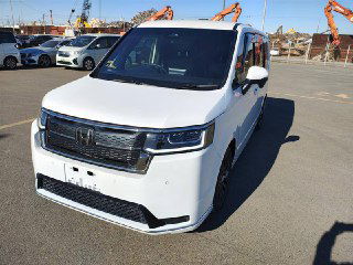 Выиграли Honda StepWGN Spada 2024 на японском аукционе