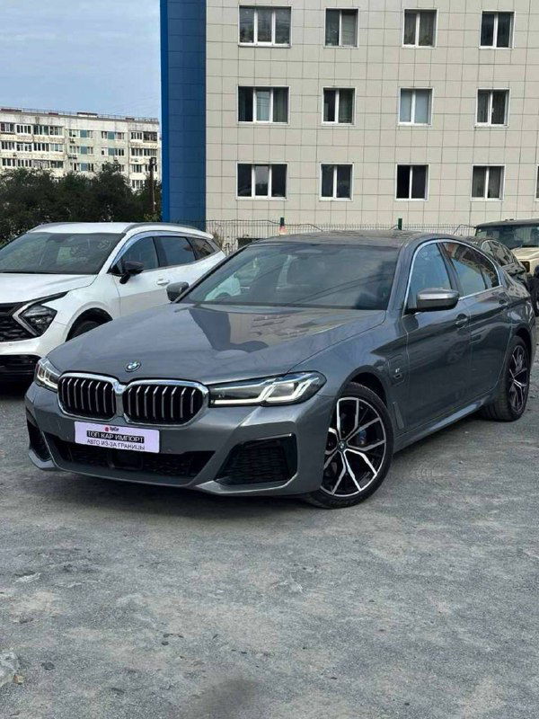 Приобрели гибридную BMW 5-Series