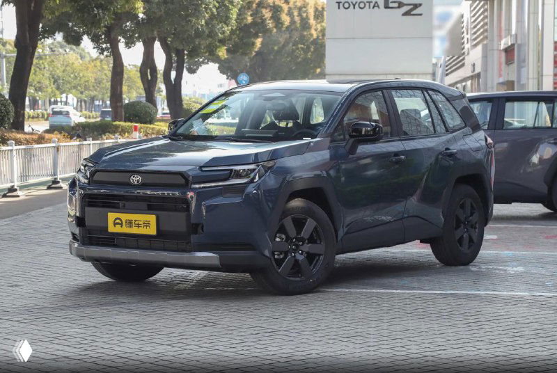 Toyota RAV4 2026 в пути — от 4.270 млн