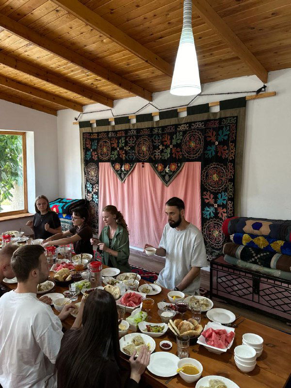 А что вы привозите из путешествий?