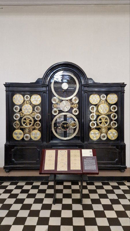 Уникальные универсальные астрономические часы в Иваново