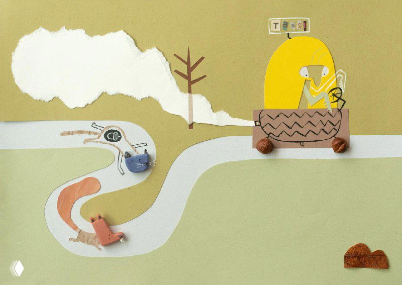 Яркая сценка с персонажем в машине и дорожной полосой, выполненная как аппликация из картона и ткани, подчёркивающая ремесленный подход к иллюстрациям.