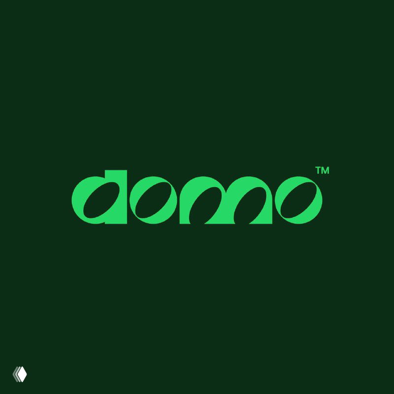 Тёмно‑зелёный фон с ярко‑зелёным шрифтовым логотипом «domo», геометрический шрифт и фирменный знак, пример из коллекции Logo System.