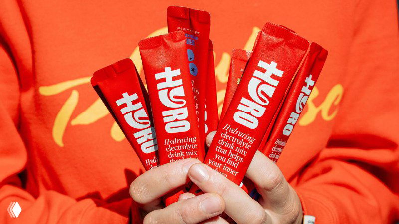 Hyro — айдентика и упаковка напитка с электролитами