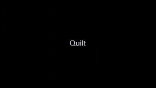 Чёрный экран с белой надписью Quilt — минималистичный логотипный кадр из презентации редизайна, подчёркивающий контраст и простоту формы бренда.