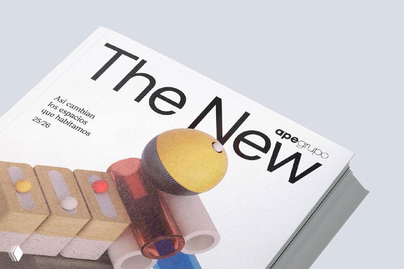 Крупный план обложки The New Habitat 25/26: видно типографию заголовка и фрагмент иллюстрации, подчёркнуты детали вёрстки и качества печати.