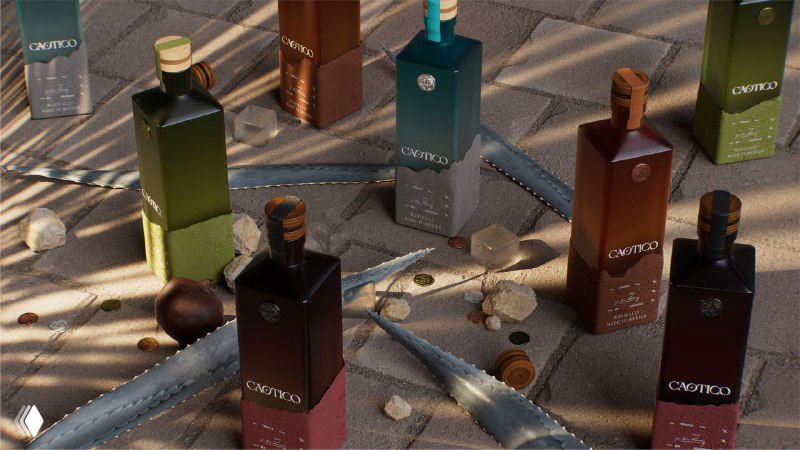 Несколько бутылок Caotico, расставленных на полу с декоративными элементами; тёплый свет и тени подчёркивают формы и фактуру упаковки.