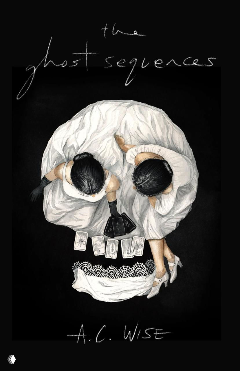 Обложка «the ghost sequences»: иллюстрация сверху двух женщин в белых платьях, карточки на столе, контрастный черный фон и рукописный заголовок, атмосферный рисунок.