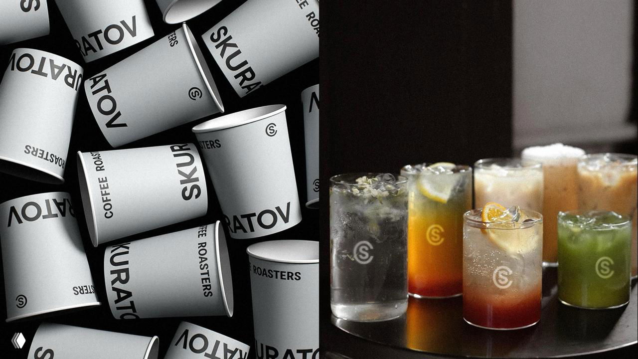 Набор чёрных стилизованных упаковок и маркеров с вертикальной надписью SKURATOV на сером фоне, минимализм в фирменных предметах.