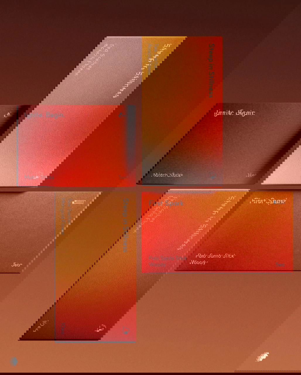 Компоненты набора разложены в аккуратном порядке: керамика, мелкие коробочки и вставки, демонстрация внутреннего устройства подарочной упаковки.