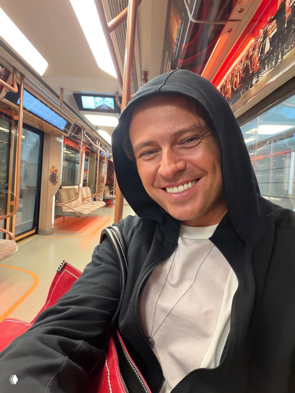 Прохор Шаляпин пошутил о Ferrari в метро