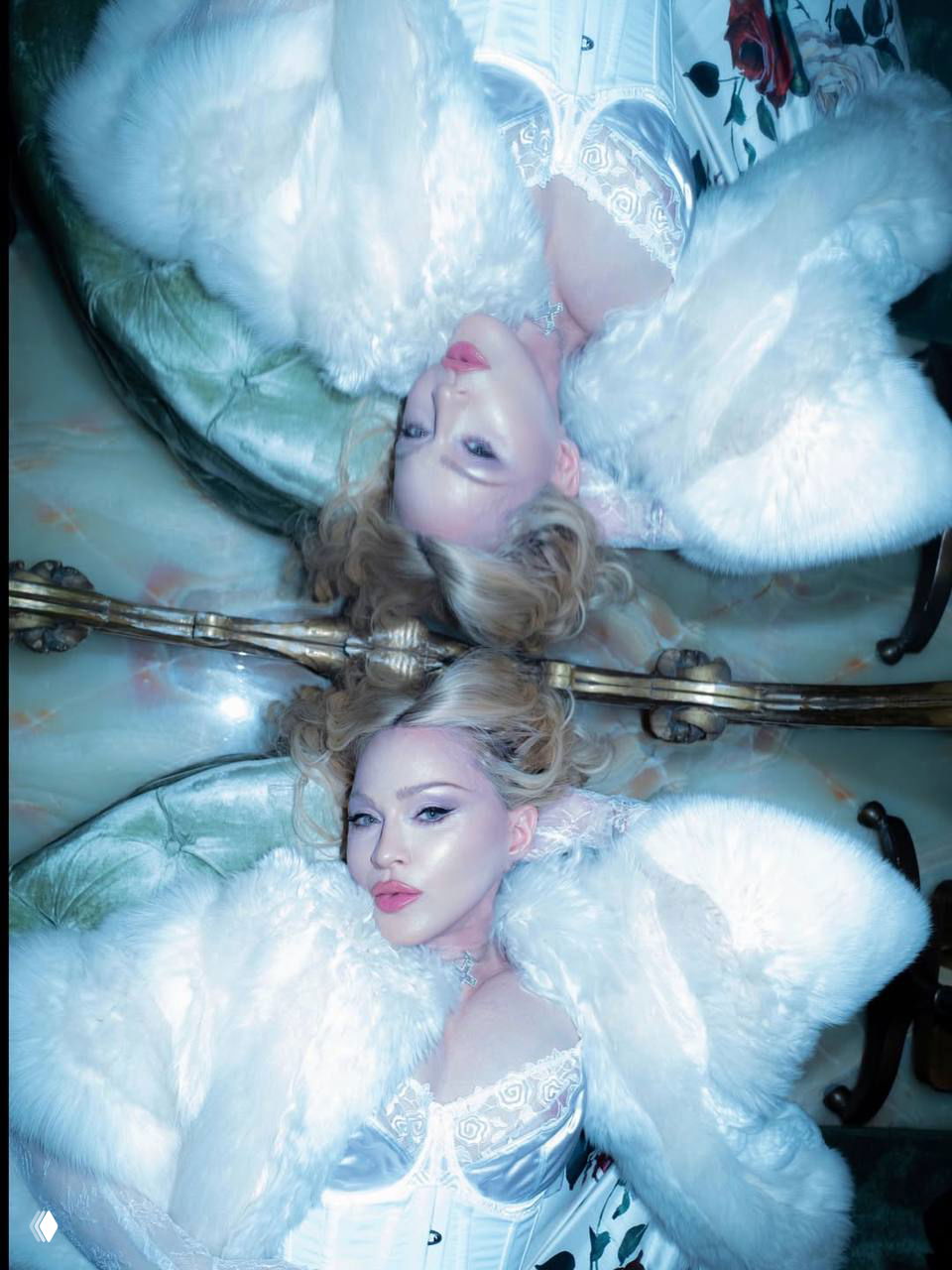 67‑летняя Мадонна в образе невесты