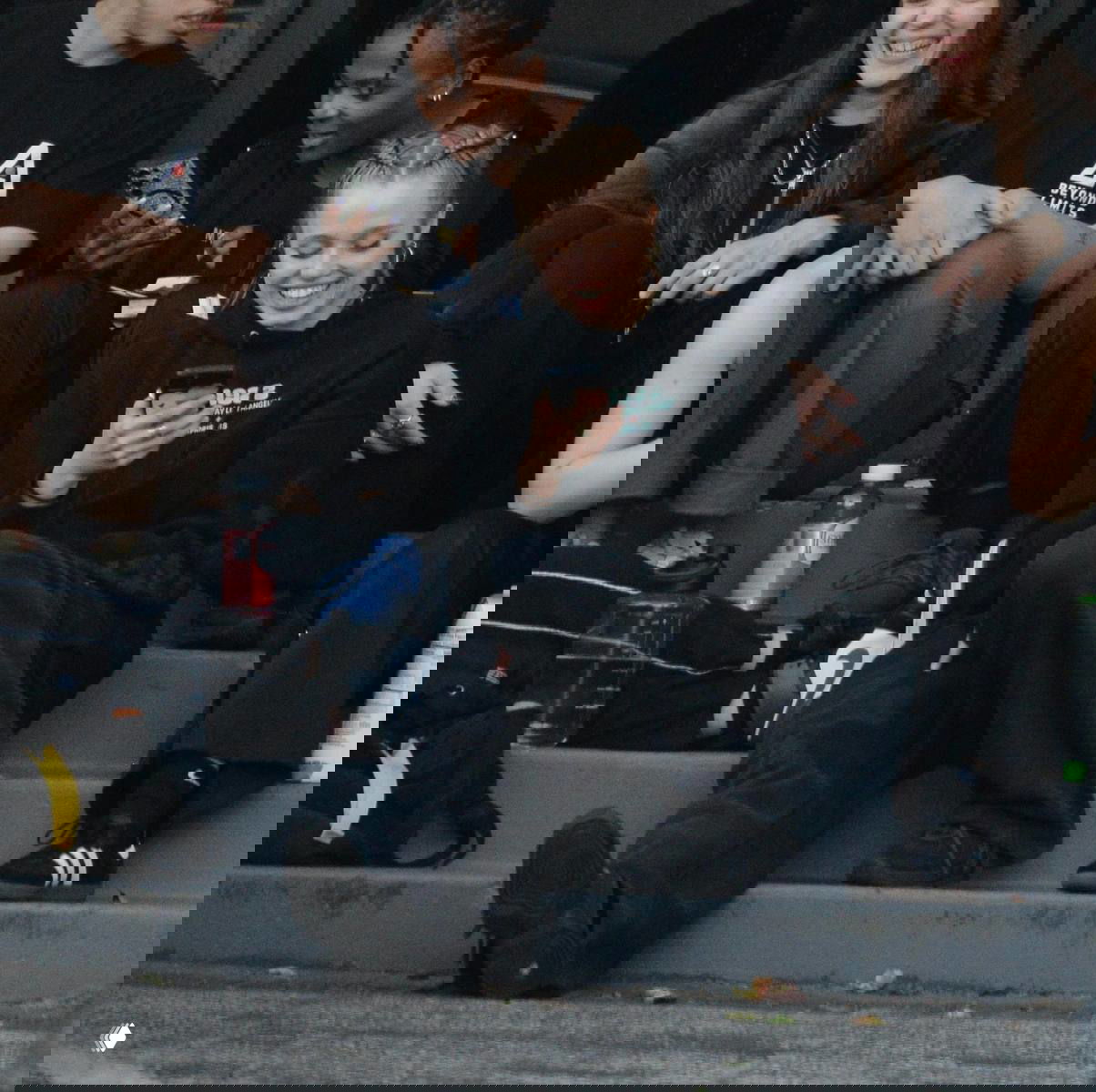 Австралия запретила соцсети для подростков до 16 лет