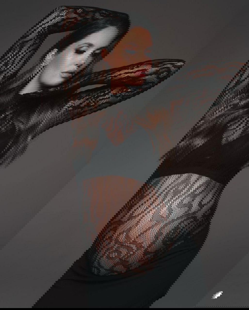 Агата Муцениеце в новой фотосессии