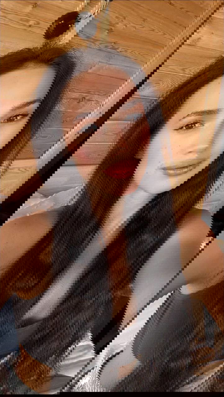 «Зато со мной нескучно» — Загитова сменила прическу