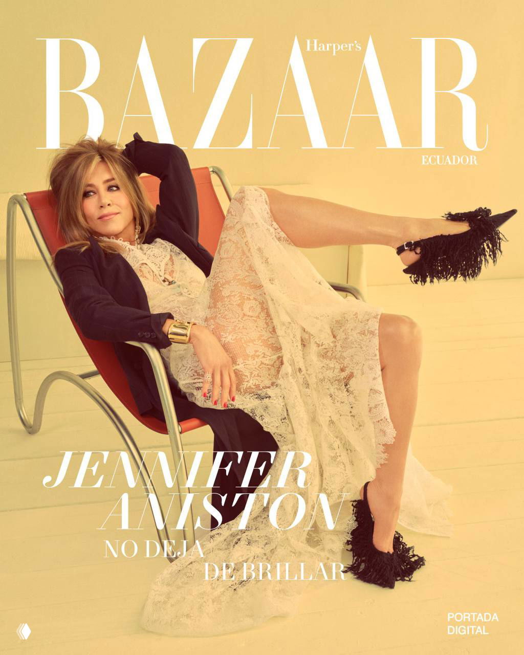Шикарная Дженнифер Энистон для Harper’s Bazaar