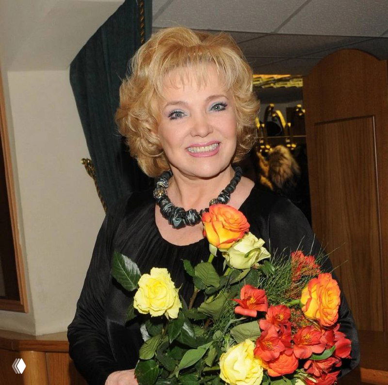 82-летняя Екатерина Шаврина и её молодой спутник