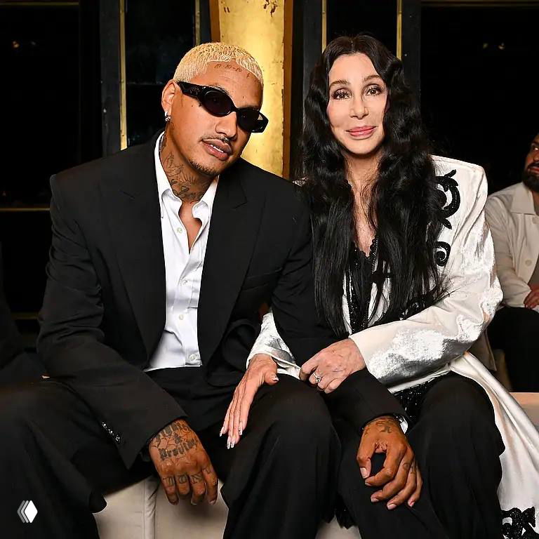 Стало известно, когда 79‑летняя Шер выйдет замуж