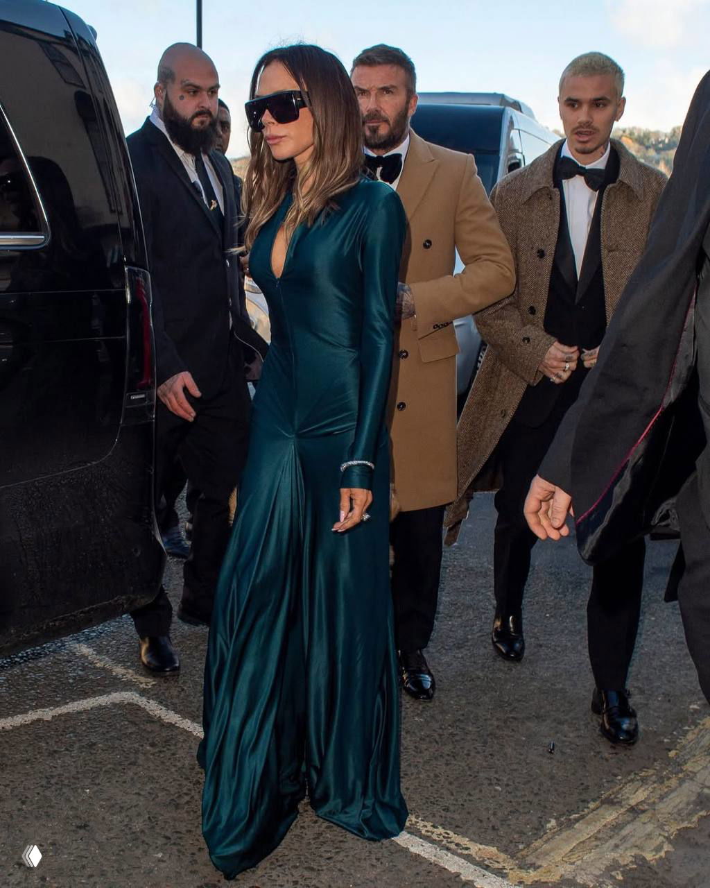 Семья Бекхэмов посетила свадьбу дочери Гордона Рамзи