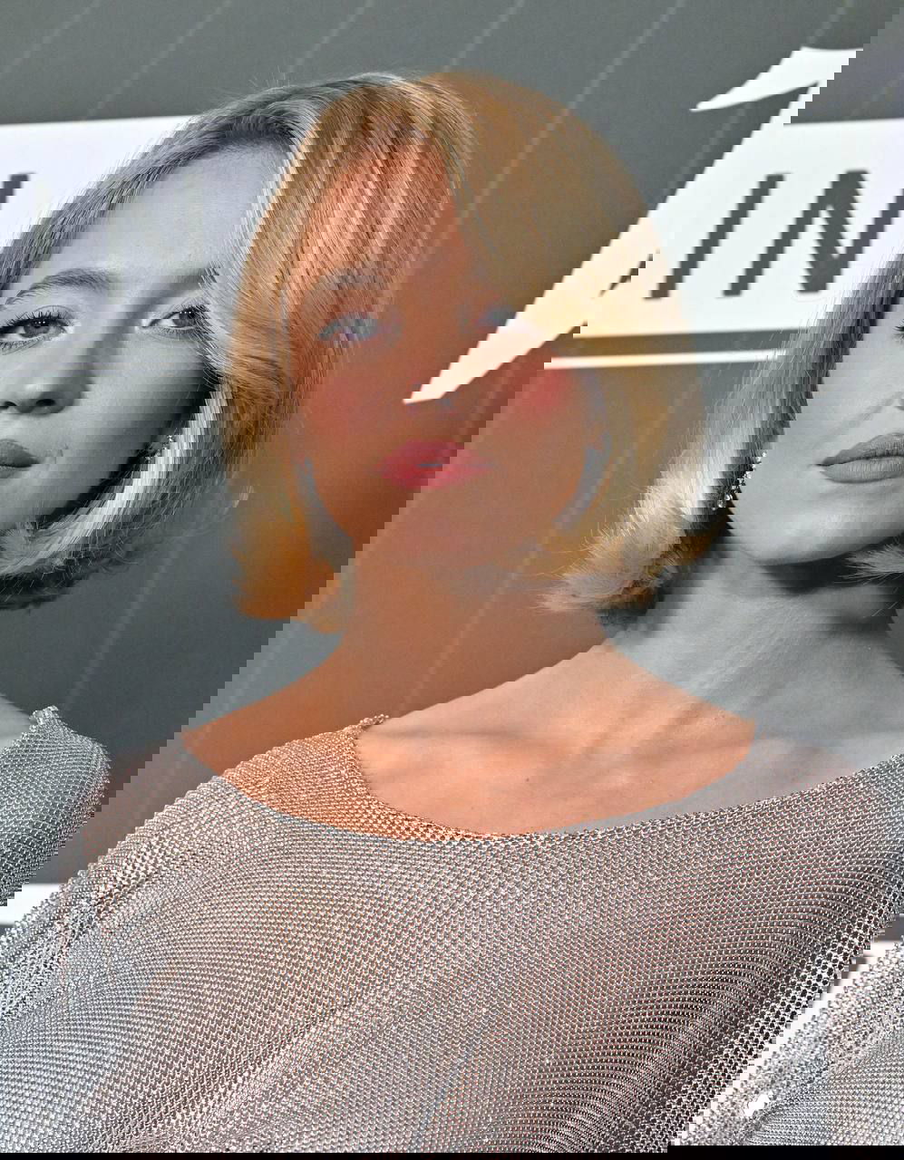 Сидни Суини с каре на вечере Power of Women