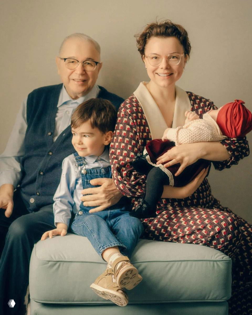 Евгений Петросян и Татьяна Брухунова о третьем ребёнке