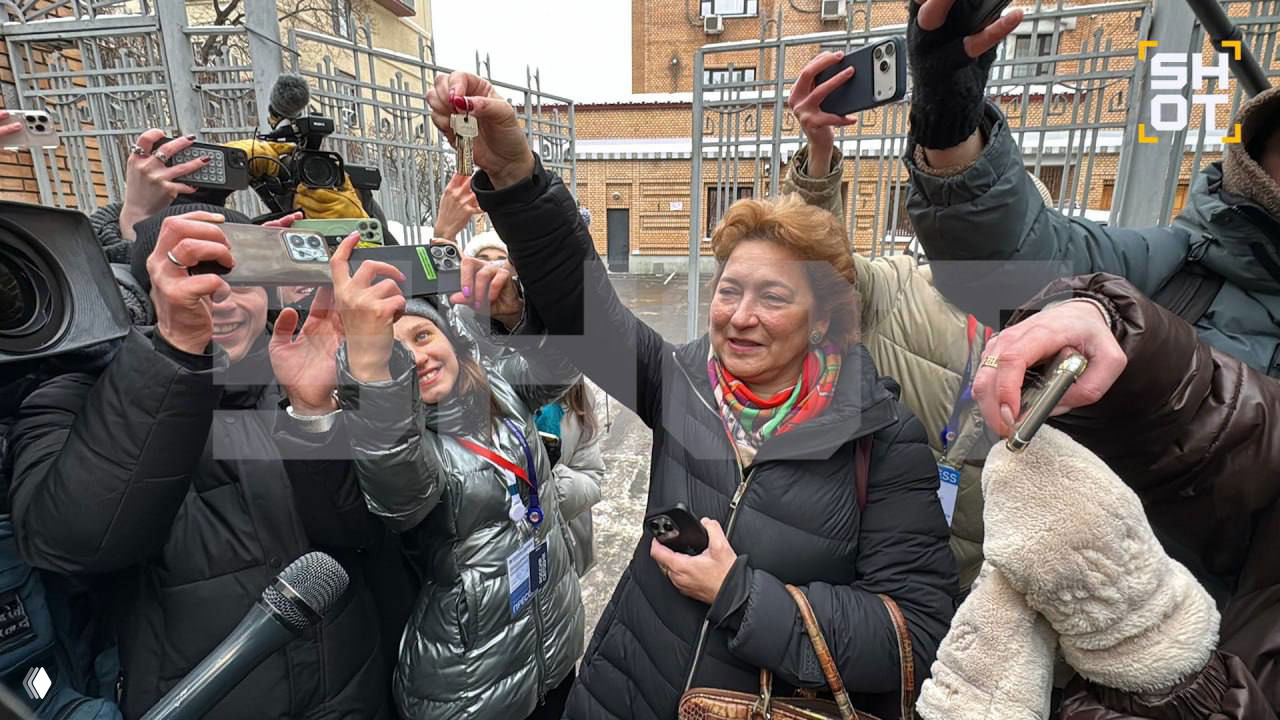Ключи от квартиры в Хамовниках переданы Полине Лурье