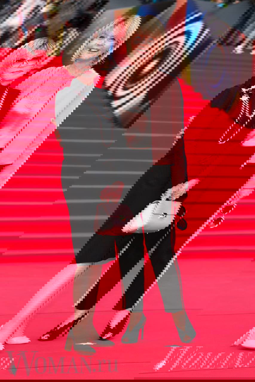 «Они оставили нам вас»: соболезнования Юлии Меньшовой