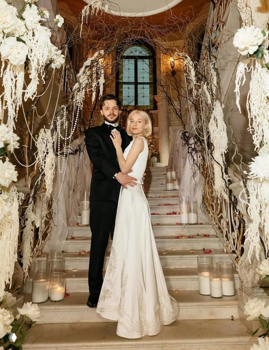 Волочкова в ярости из‑за слухов о расставании дочери