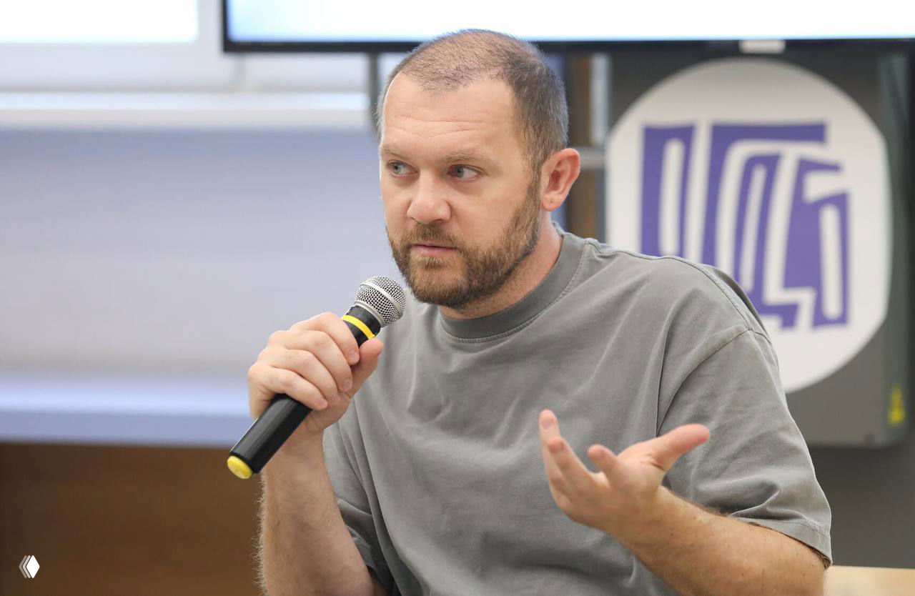 Денис Шведов решился на пересадку волос