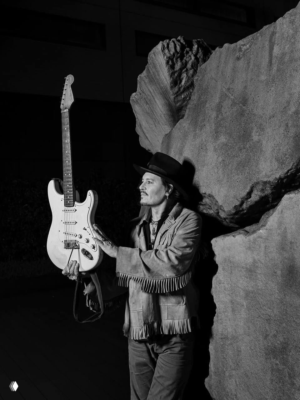 62-летний Джонни Депп в новой фотосессии из Токио