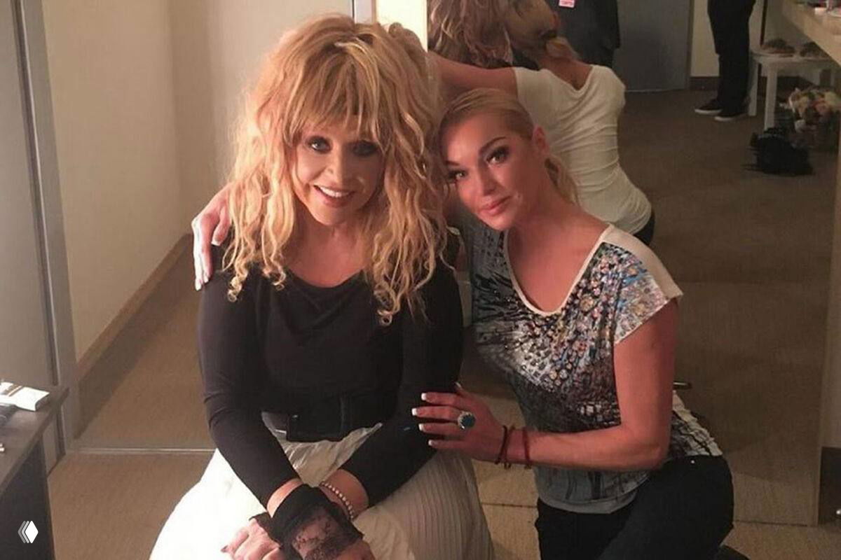 Пугачева поддержала Волочкову после сложной операции