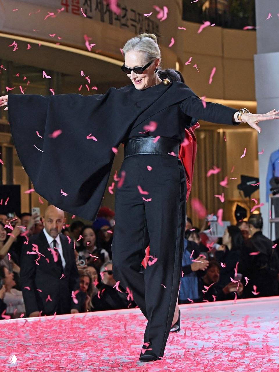 Мерил Стрип и Энн Хэтэуэй: промотур «Дьявол носит Prada 2»