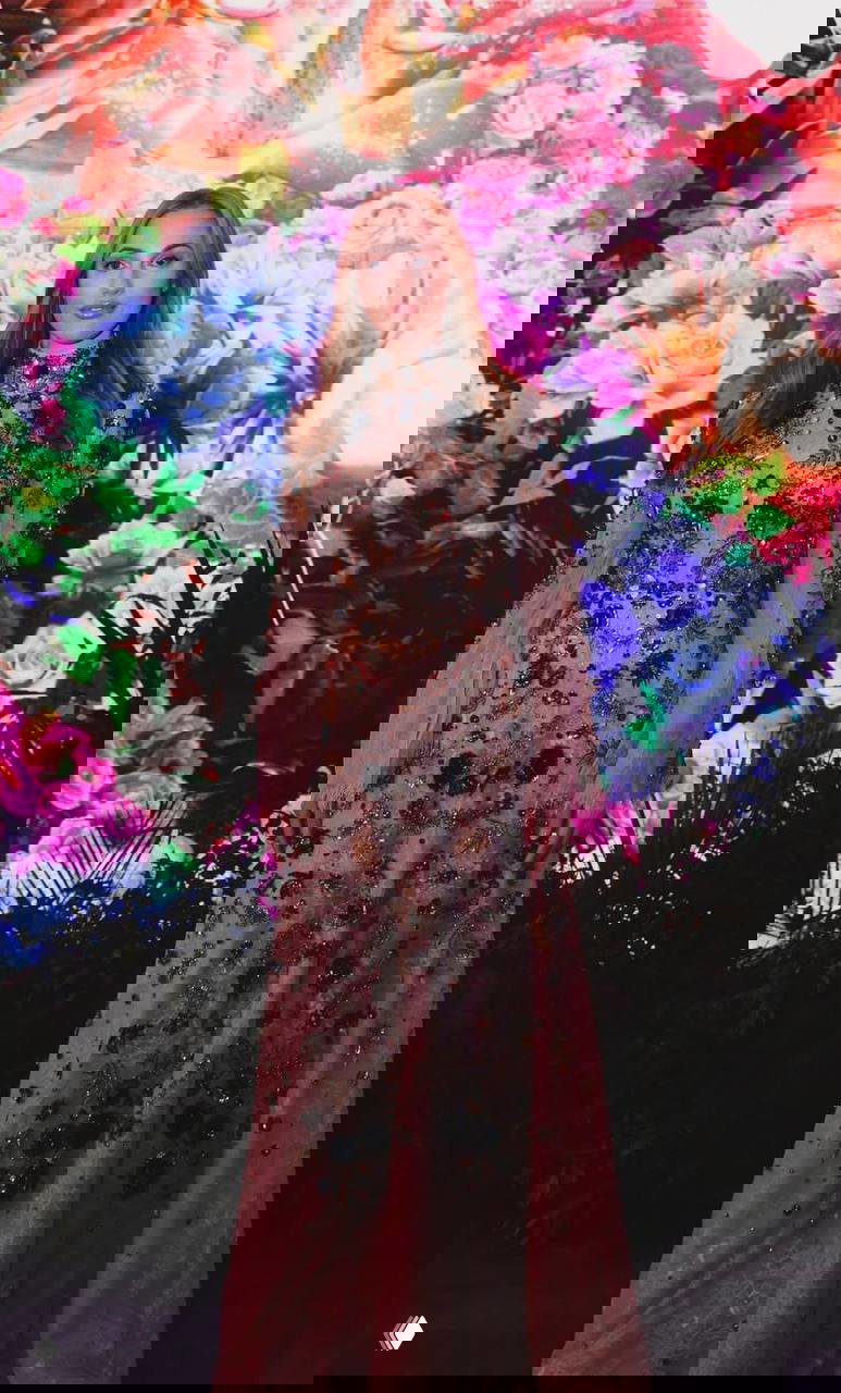 Мерьем Узерли и Ханде Эрчел на Joy Awards