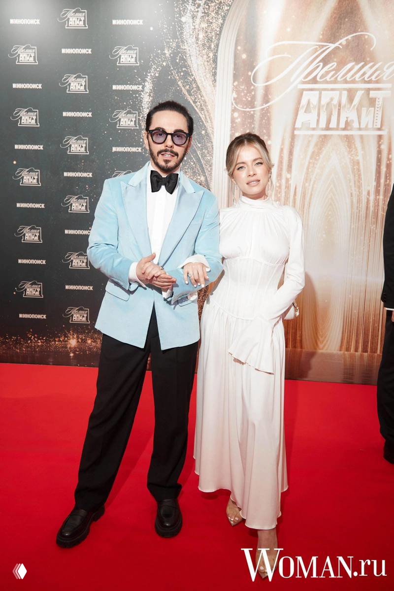 Любовь на красной дорожке премии АПКиТ
