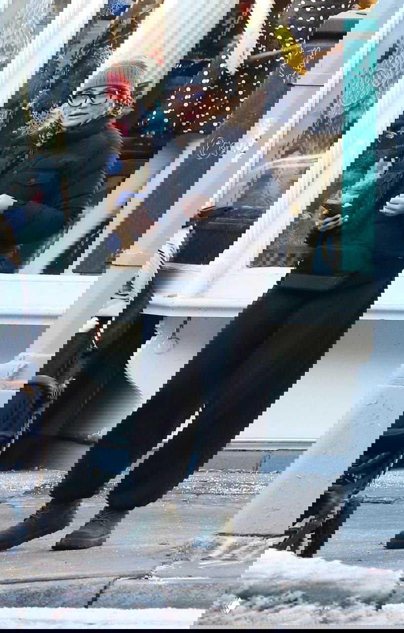 Кэмерон Диаз на прогулке по Нью-Йорку